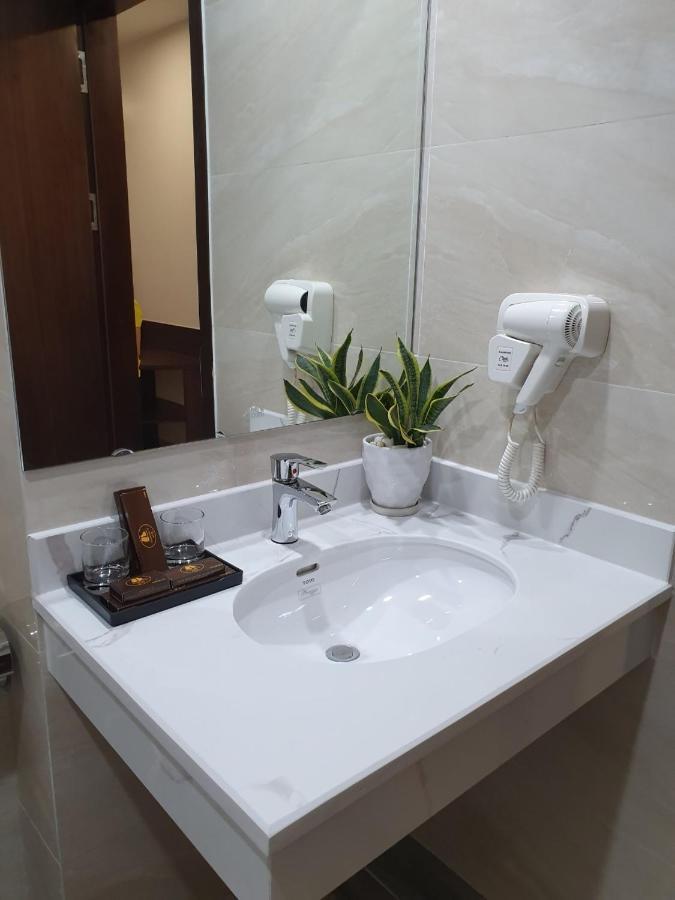 Ha Long Bay Tuan Chau Hotel Buitenkant foto
